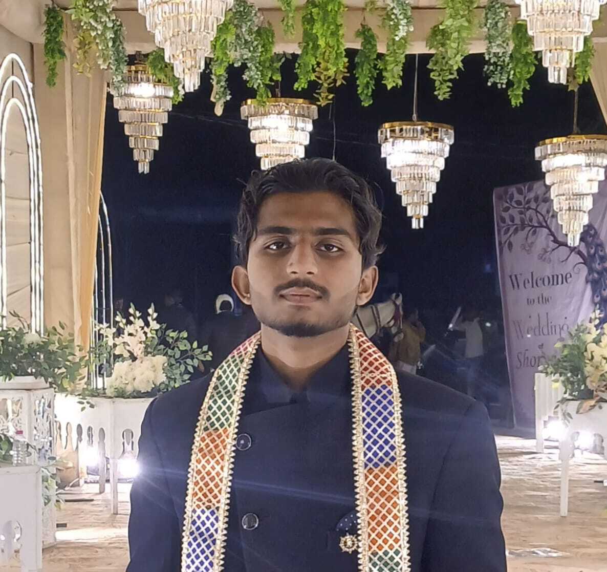 Varun Khandelwal Varun Khandelwal