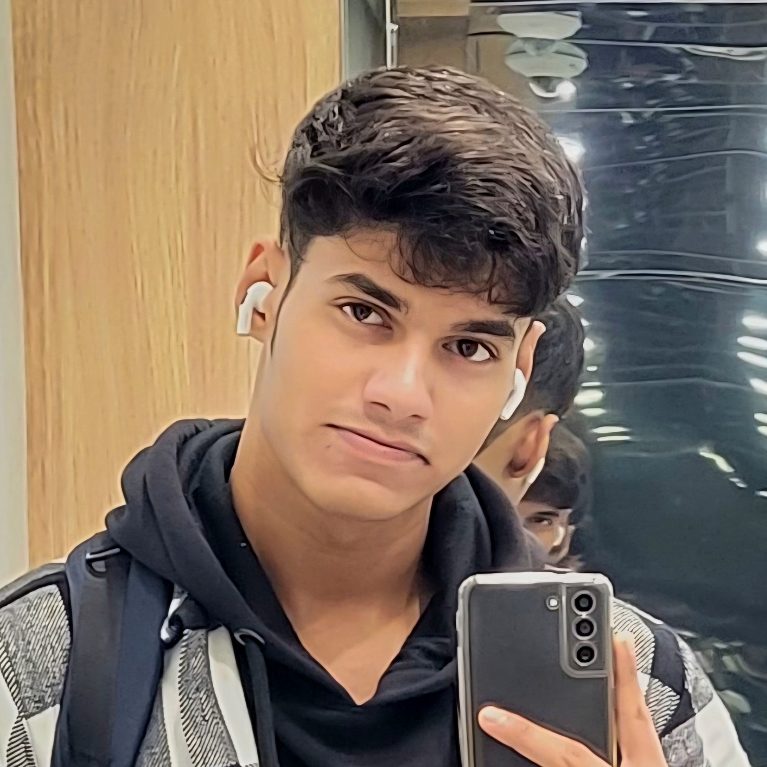 Sharique Hussain
