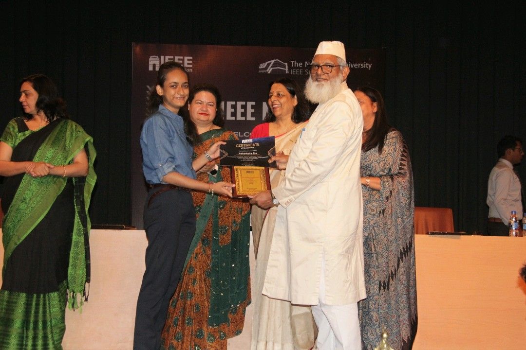 IEEE Outstanding Student Volunteer Award