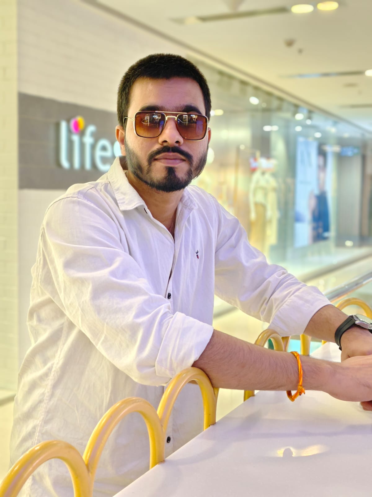 AKHIL AGNIHOTRI AKHIL AGNIHOTRI