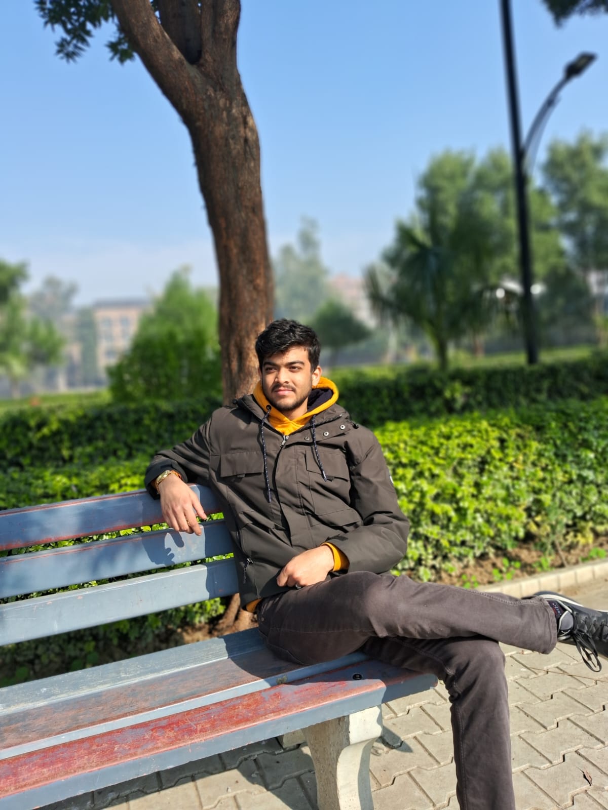 Falansh Srivastava Falansh Srivastava