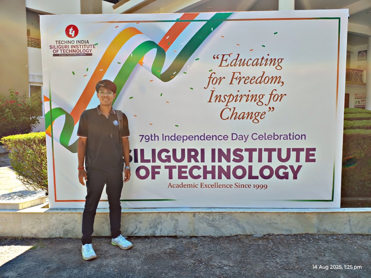 Abhimanyu  Roy 