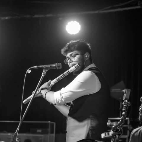 Bansuri Vaadak