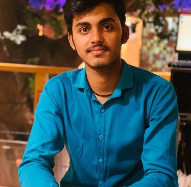 MOHIT TIWARI