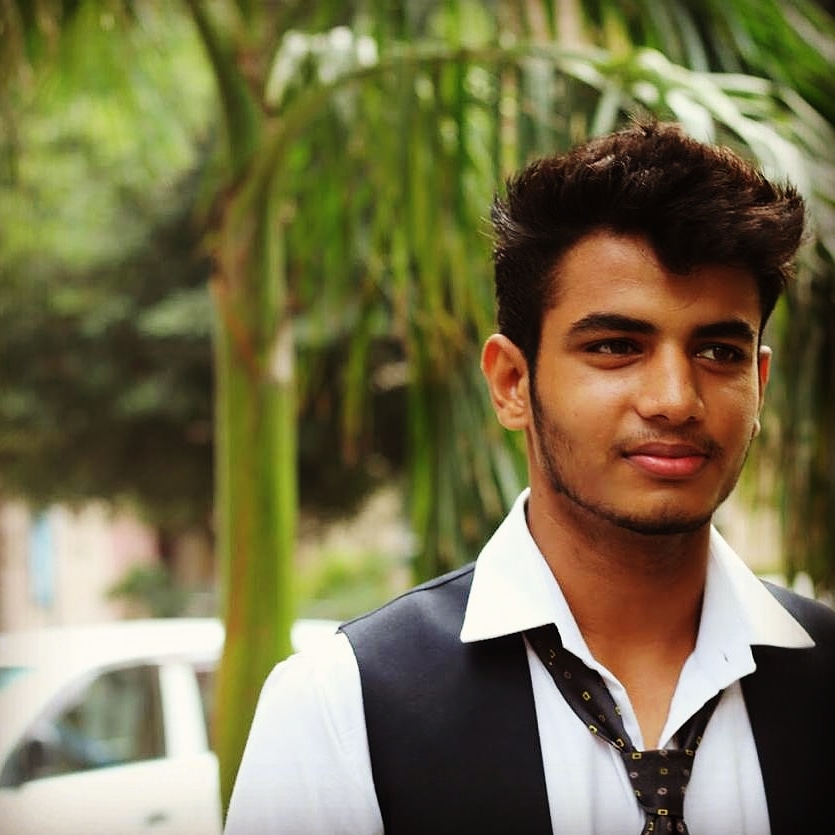 Mayank Saxena
