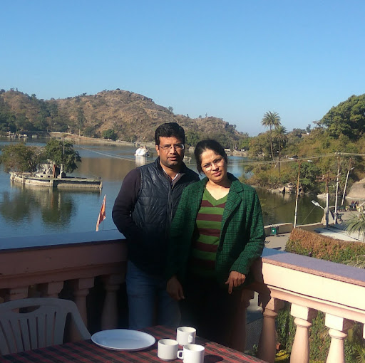 Varun Thakur
