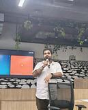 From Entrepreneur to Strategy and Operations and now a Public Speaker Empowering minds with the latest in AI and emerging tech from Google | Microsoft and Meta.